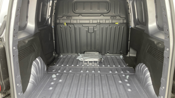Peugeot Partner M Diesel 1.5 BlueHDi 100 Professional Plus Van - Image 12
